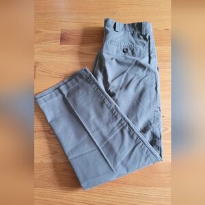 Dockers | Men's Grey Slacks | 32W